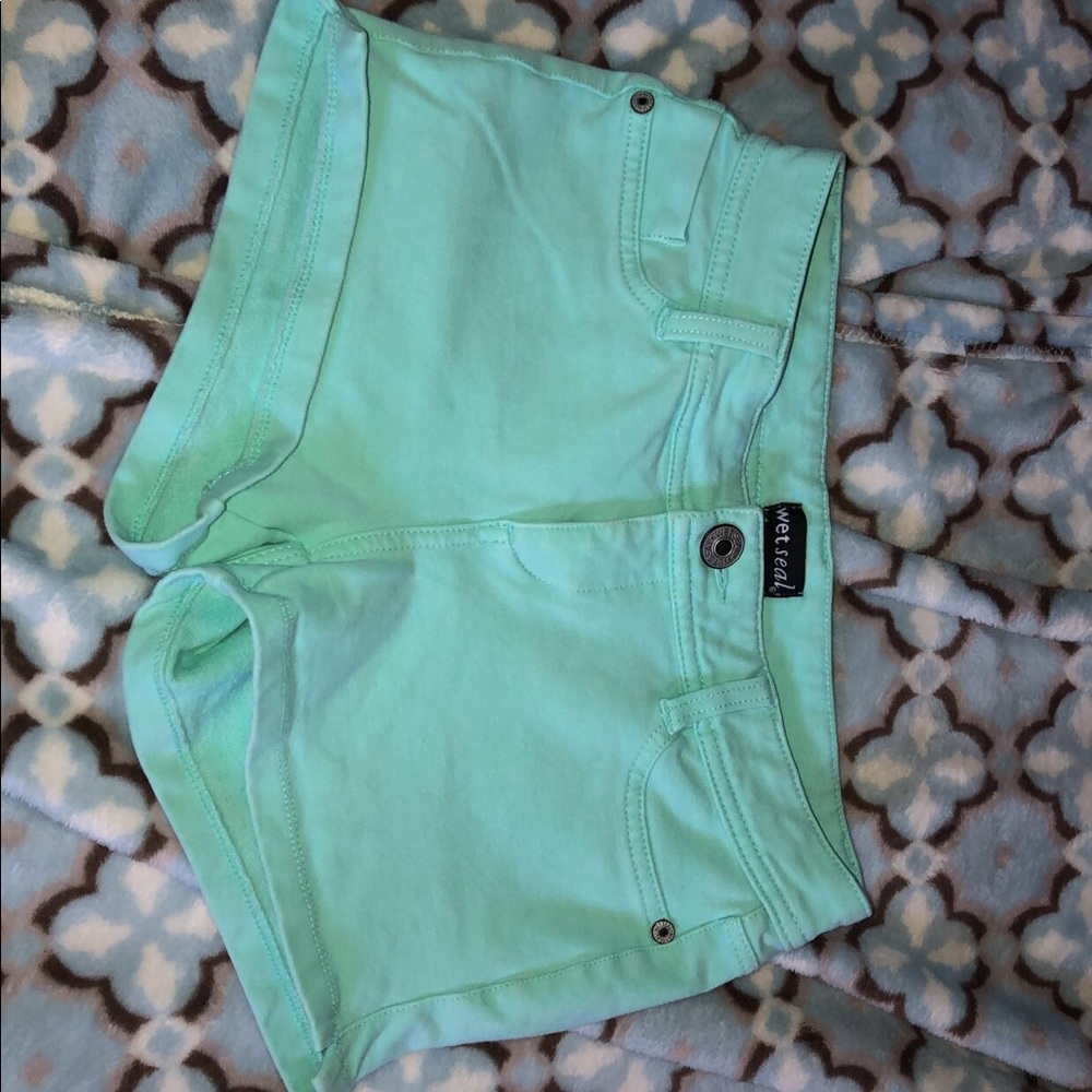 Wet seal brand shorts